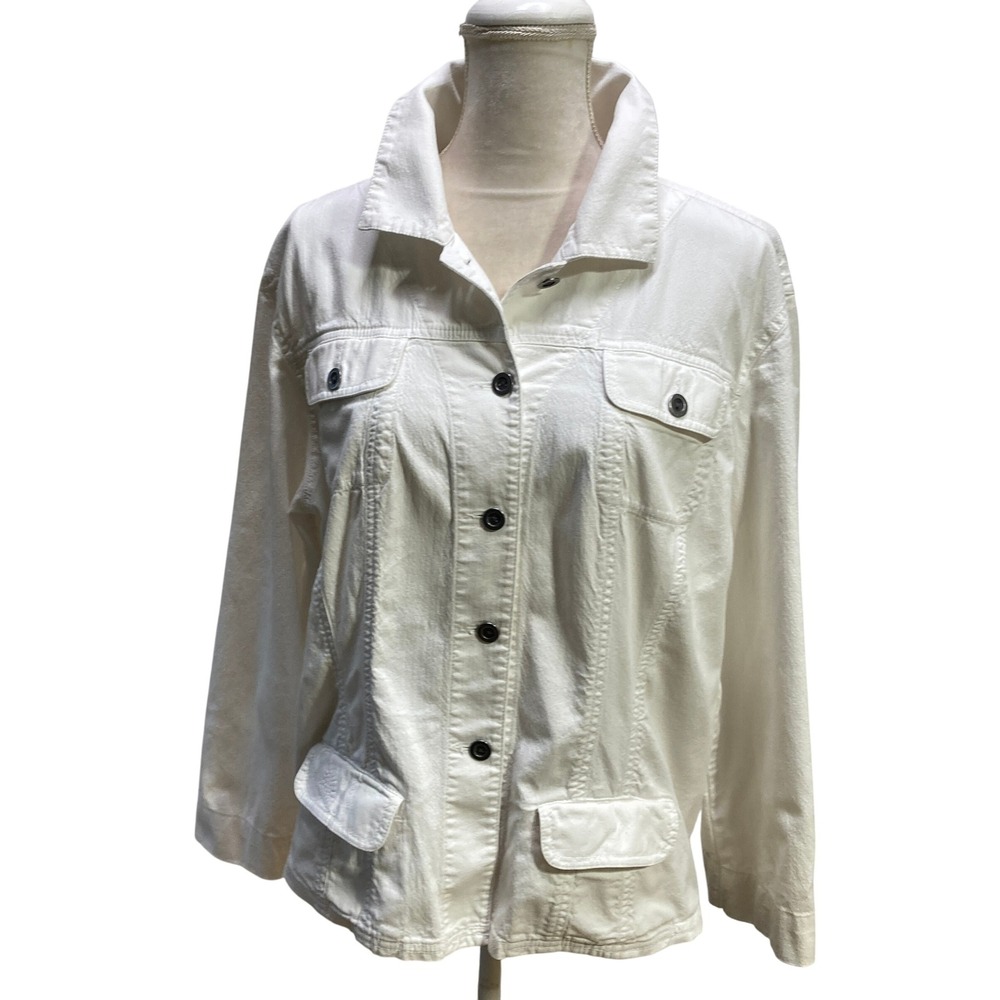 Chicos White Denim Jacket Embroidered Floral Back Size 1 Casual Cotton Jean